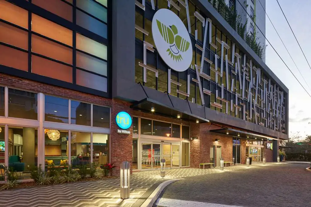 Tru by Hilton Fort Lauderdale Downtown